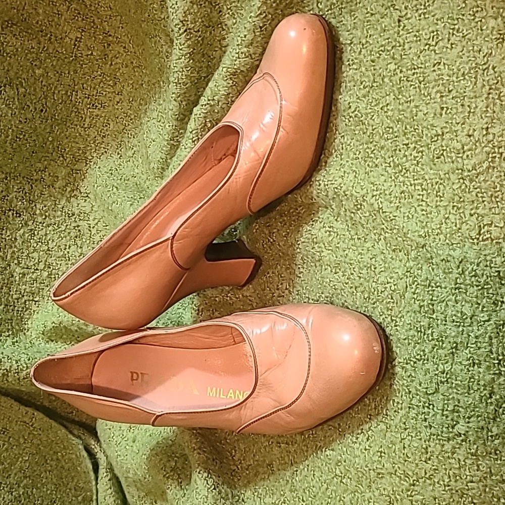 Prada classic nude pumps